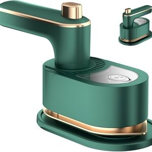 TRNDlabs Finesse Travel Iron • New in Box